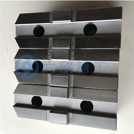 千島液壓卡盤強(qiáng)力生爪