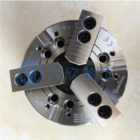 通福三爪中空液壓卡盤