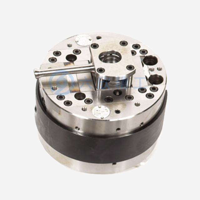 臺灣浩揚壓板式自動偏心位移卡盤