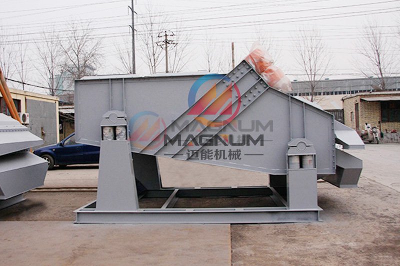 ZSG重型直線(xiàn)振動(dòng)篩